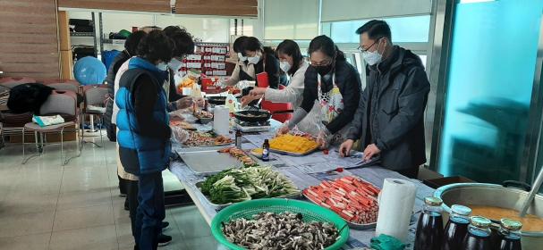 안양1동 지역사회보장협의체, 설 명절 맞이 '정 나눔사업' 실시 이미지