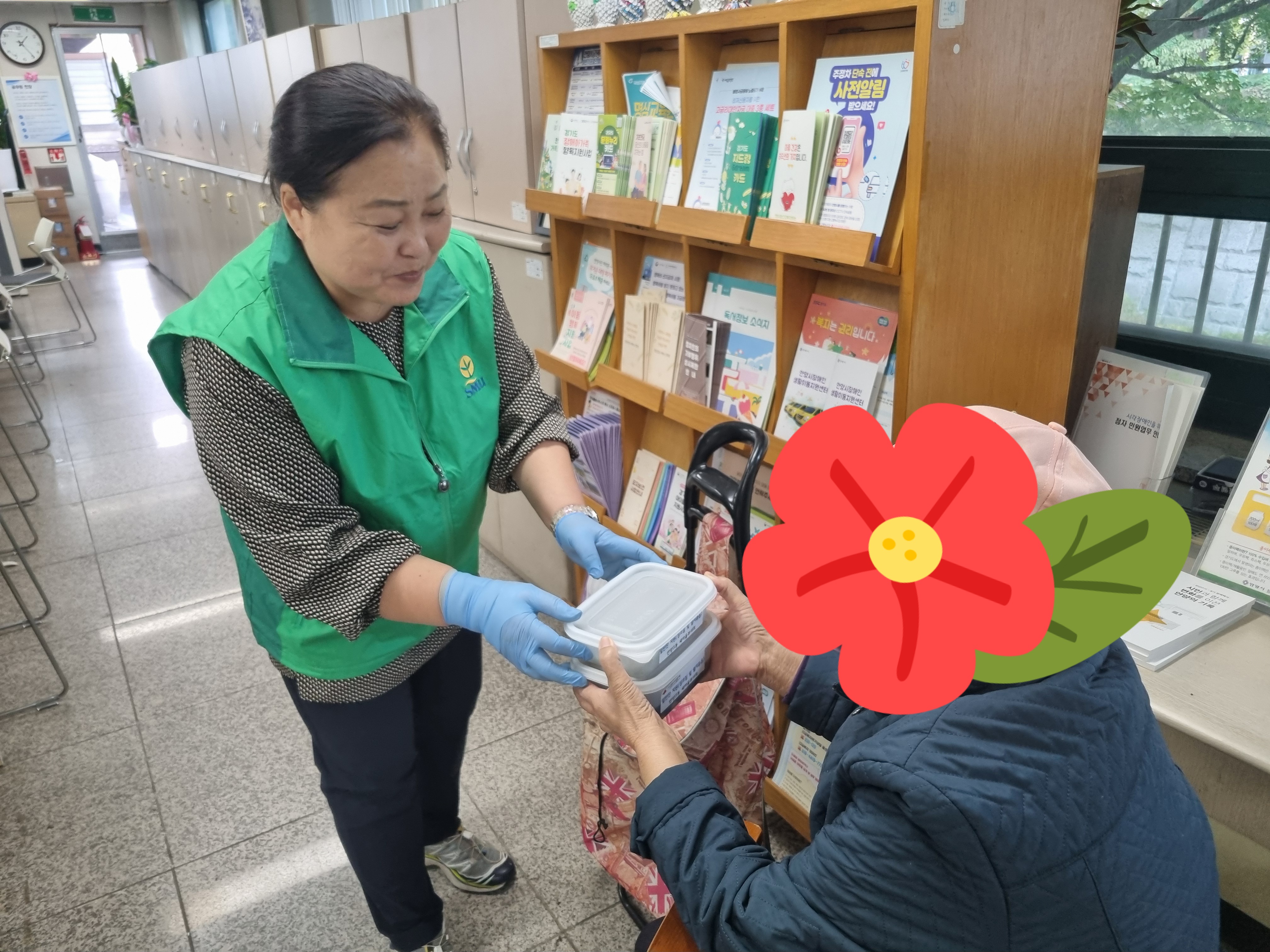 안양3동 새마을부녀회, 사랑의 이웃돕기 밑반찬 전달 이미지