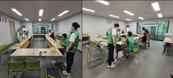 안양3동 행복마을관리소, 독거노인을 위한 목공예 체험 활동 이미지