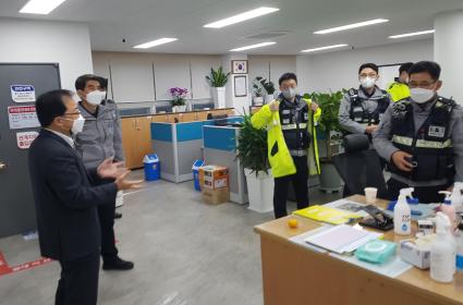 만안구청장 안양지구대 격려방문 이미지