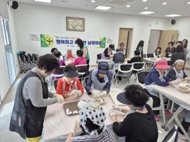 새마을부녀회, 좋은마을 만들기 공동체 사업(송편나눔행사) 추진 이미지