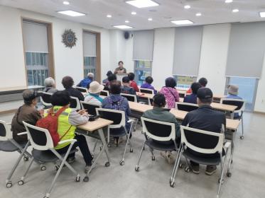 비산3동, 노인일자리 참여 어르신 안전교육 실시 이미지