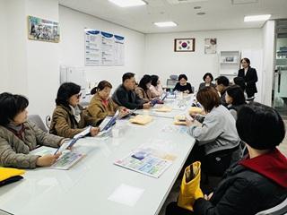 통장협의회, 안양과천군포의왕YWCA부설 가정 폭력상담소 상담지원 홍보 방문 이미지