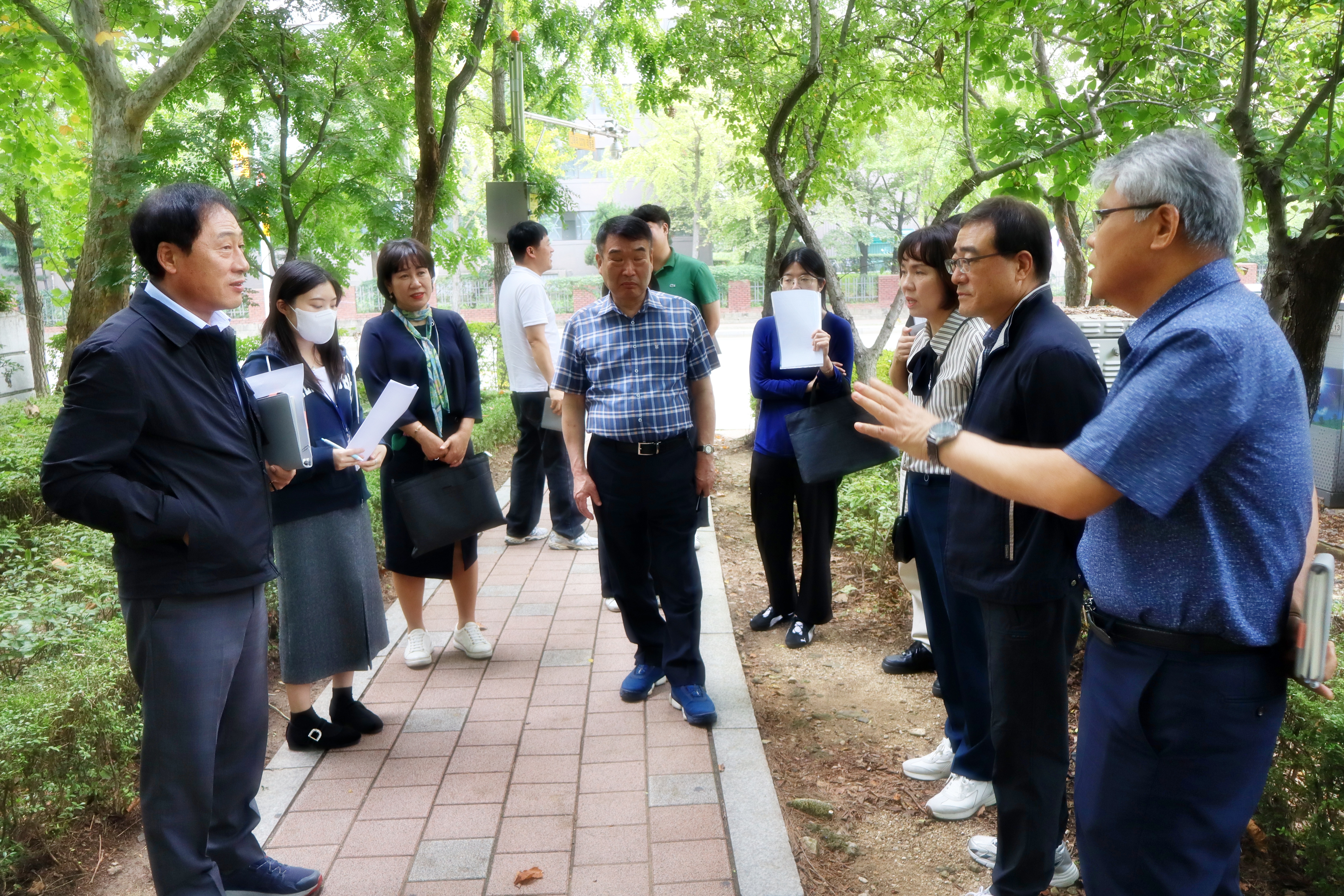 2025년 9월 "동[洞]에 번쩍 우리 동네 구청장" 이미지