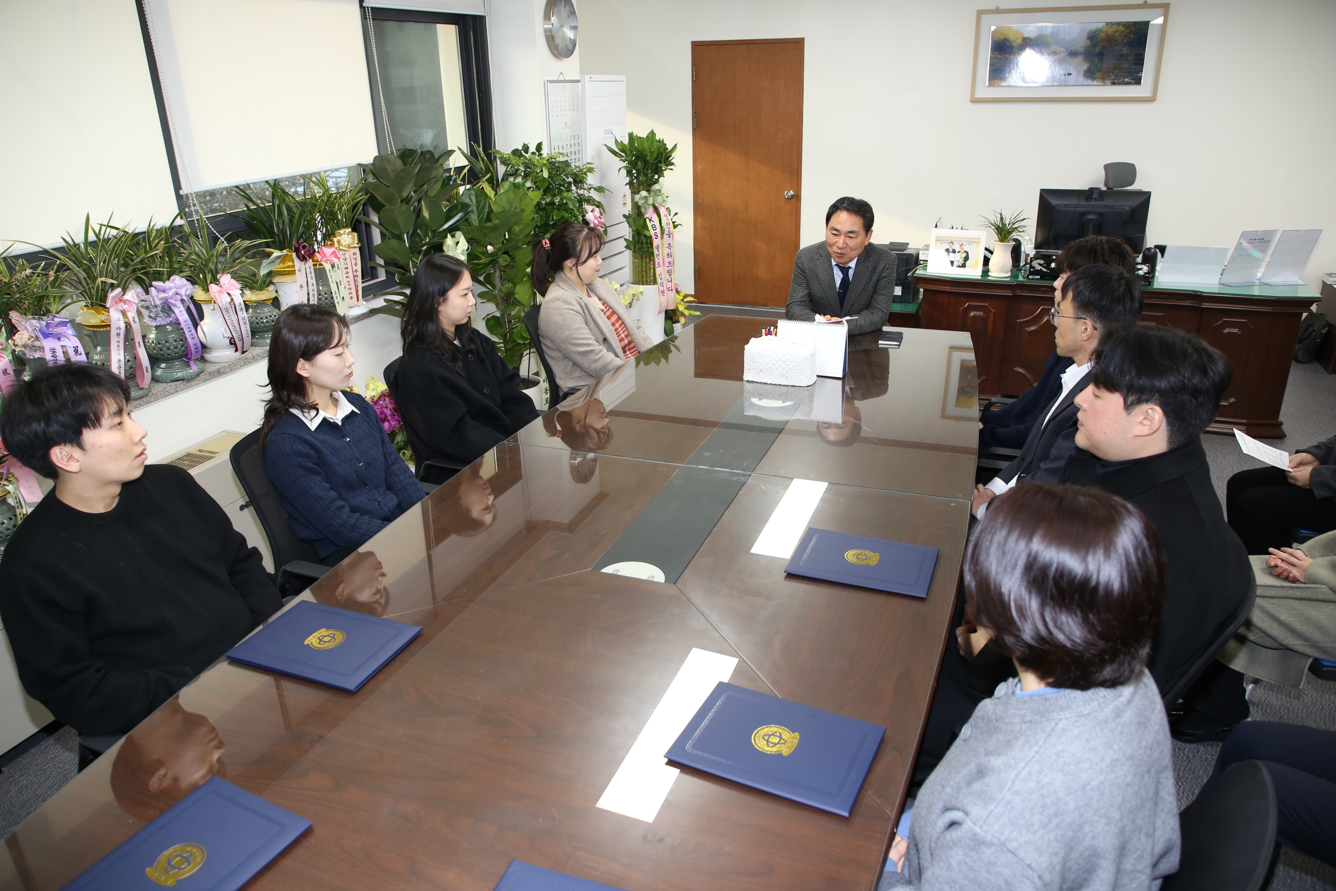 임용장 수여 이미지