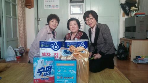 4월중 사랑의 꾸러미 전달서비스 운영 이미지