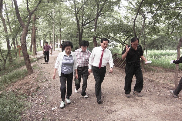 8.22 산림욕장 및 등산로 순찰 이미지