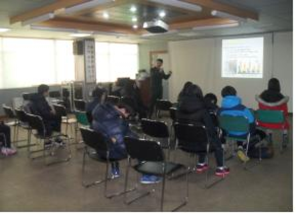 동V터전 국가안보교육 및 국군장병 위문편지 쓰기  이미지