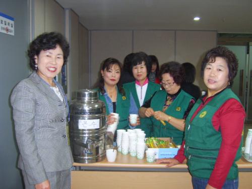 주민자치센터 작품발표회-새마을부녀회 이미지