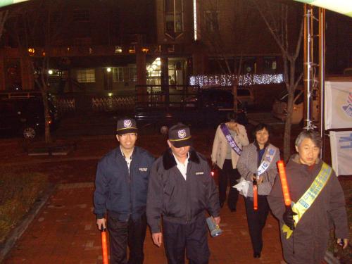 민관합동 야간 자율방범대 순찰  이미지