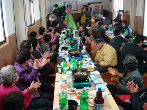 홀로사는 어르신 위로(조약돌) 이미지
