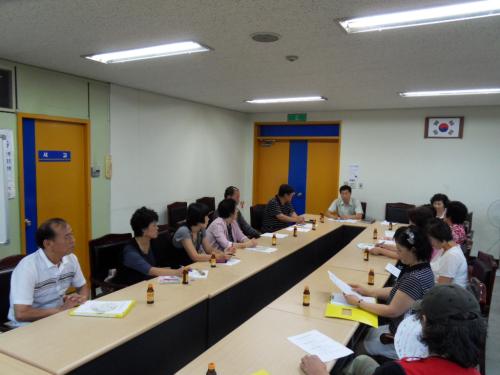 독거노인가족만들기사업 자원봉사자 간담회 개최 이미지