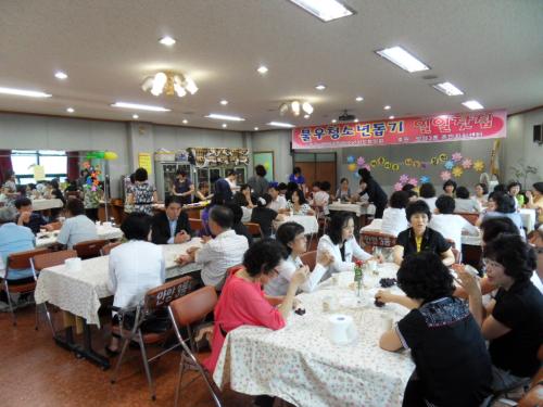 불우청소년돕기 일일찻집행사 개최 이미지