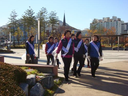 바르게살기위원회 삼덕공원지킴이 활동 전개 이미지