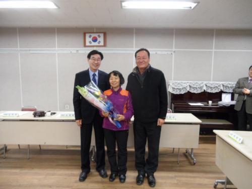 주민자치위원 감사패 수여 이미지